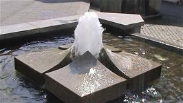 Unusual fountains at Torgata, Haugesund, 15.4 miles into the ride